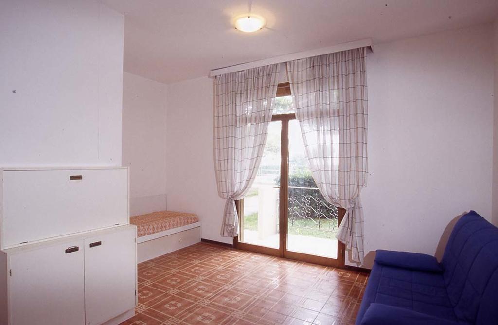Residence Garden -Walterigato Apartments Solo Per Famiglie Lido di Jesolo Eksteriør billede